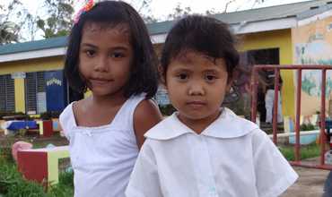 Tifón en Filipinas: acción solidaria de la Radio Televisión de Castilla y León