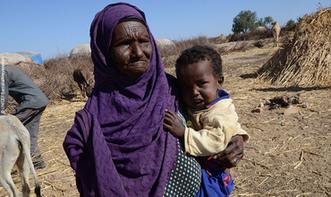 Riesgo de hambruna en Somalia: 400 kilómetros para salvar a su familia