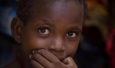 Somalia: los niños desplazados se sienten seguros si van a la escuela