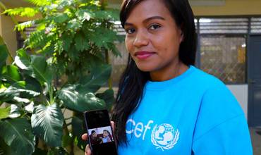 Timor-Leste: dar a luz con la linterna de un móvil