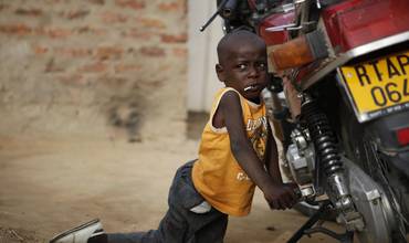 Vacuna contra la polio: 2 gotas que salvan vidas