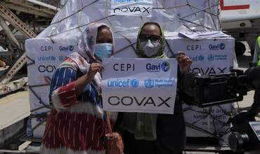 Las vacunas contra la COVID-19 del Mecanismo COVAX llegan a más de 100 países