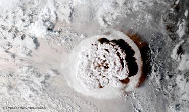 Imagen satélite de una de las erupciones