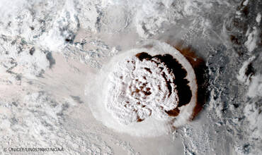 Imagen satélite de una de las erupciones