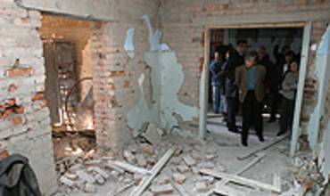 CAROL BELLAMY VISITA BESLAN