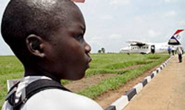 SECUESTRADOS Y RESCATADOS: LA DIFÍCIL VUELTA A CASA DE 45 NIÑOS UGANDESES