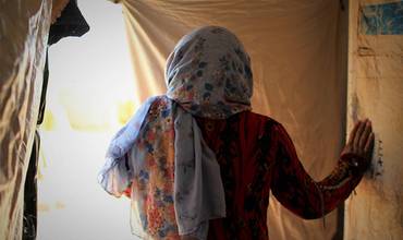 Rompiendo el silencio sobre la regla en un campo de refugiados