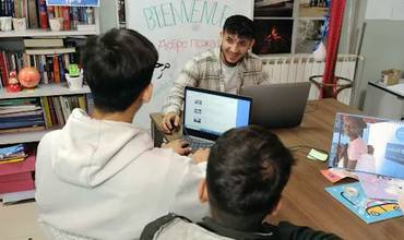 Un joven kurdo en un proyecto educativo de UNICEF