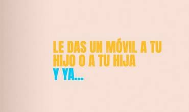 Imagen del vídeo "Más que un móvil"