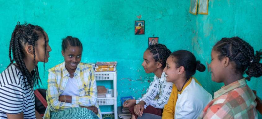 Protección de las niñas frente a prácticas nocivas como la MGF