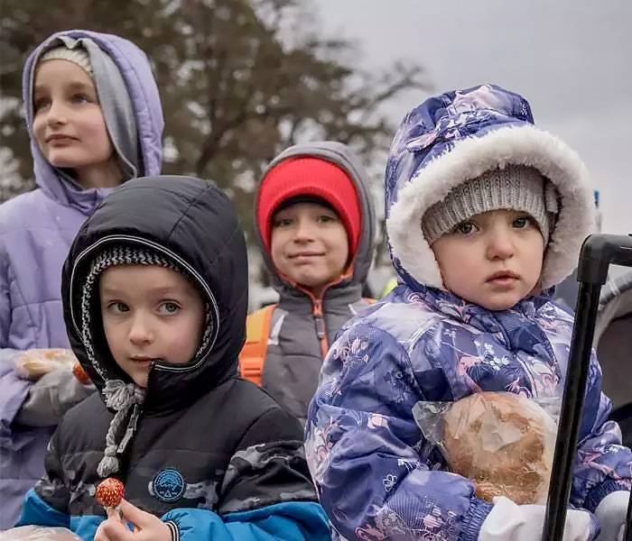 Niños y niñas en Ucrania