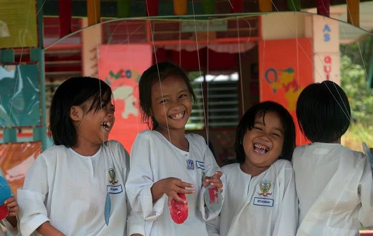 Niñas sonrientes
