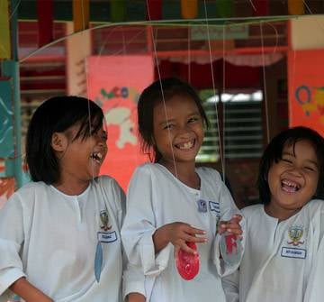 Niñas sonrientes