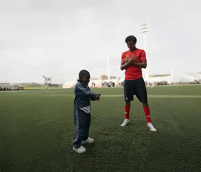 Lamine Yamal se une al equipo de la infancia Lamine Yamal