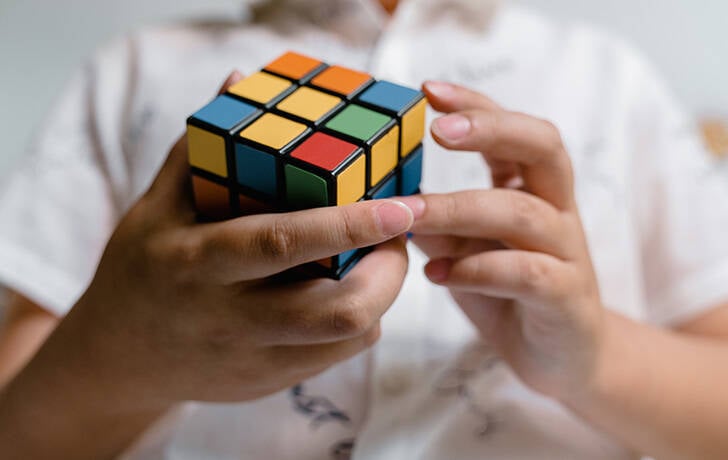 UNICEF 5.0 - Tenemos que seguir aprendiendo Imagen de un cubo de rubik