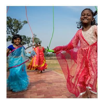 Niñas sonriendo Niñas sonriendo