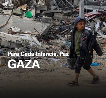 Un niño en Khan Younis, Gaza