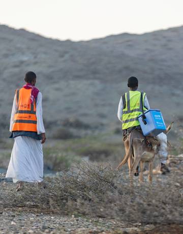 Mahmoud, un vacunador y trabajador de la salud de la remota localidad de Agig.