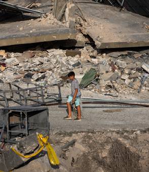 Imagen de los bombardeos en la aldea de Zaira (Sur de Líbano)
