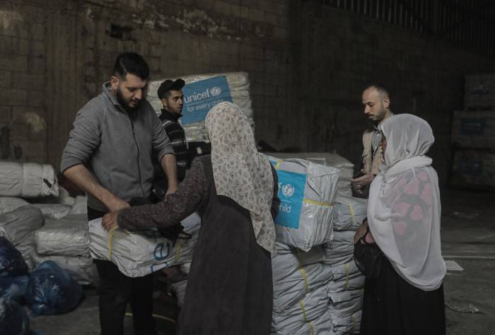 UNICEF distribuye suministros en Gaza
