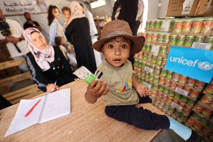 Niños en Gaza reciben apoyo nutricional.