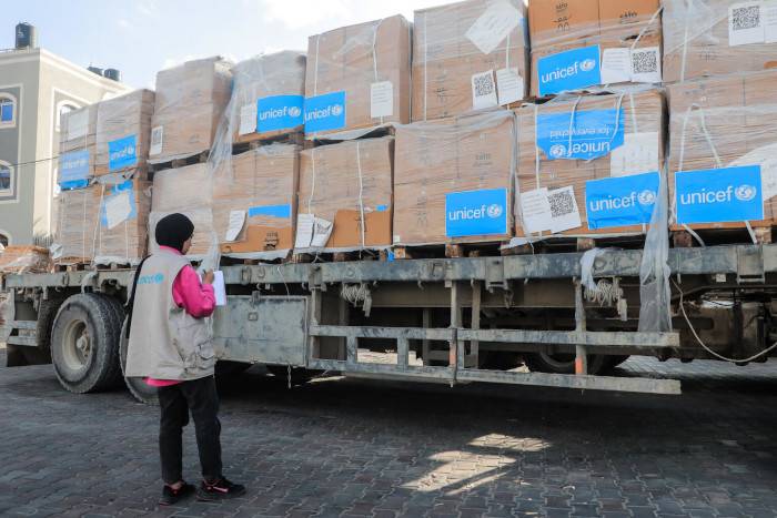 Suministros en UNICEF en Gaza.