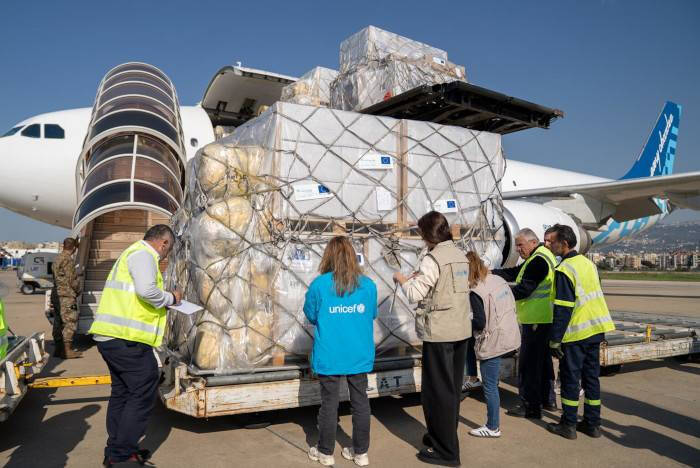 UNICEF distribuye ayuda en Líbano.
