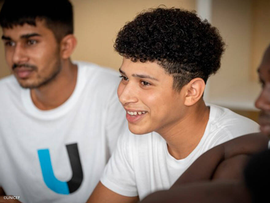 Los jóvenes que participan en esta iniciativa saben que pueden expresarse en un entorno seguro. Jóvenes refugiados