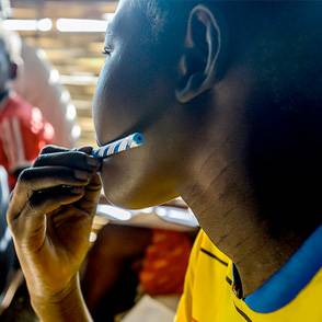 Un niñoen la escuela