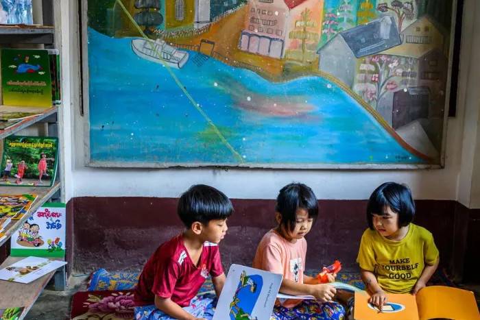 educación niños Myanmar