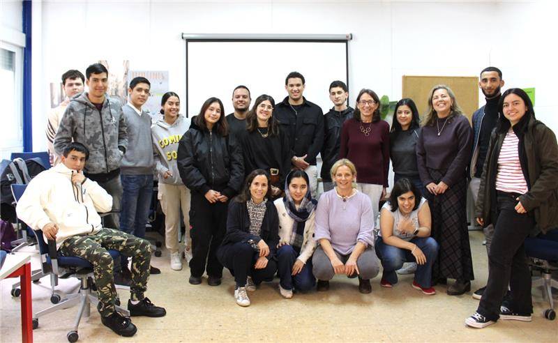 Jóvenes digitalización