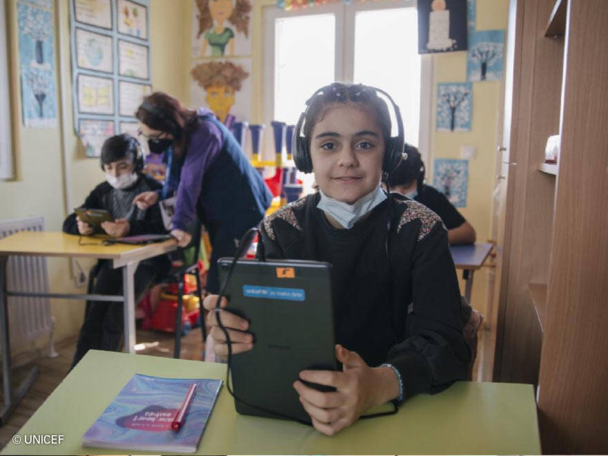 La pequeña Roma ha aprendido a manejarse en varios idiomas gracias a este sistema de aprendizaje. Imagen de la pequeña Roma