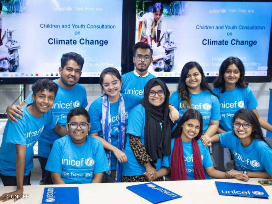 Los jóvenes de Bangladesh se reunieron para preparar sus iniciativas antes de la COP28. Jóvenes de Bangladesh