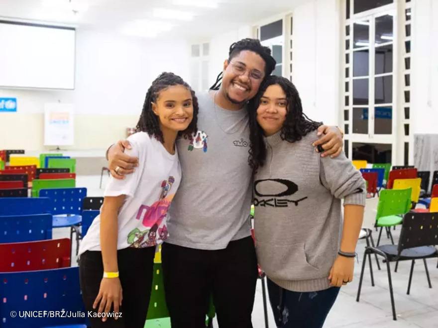 UNCIEF Brasil Dos de las jóvenes gamers que participaron en la maratón organizada por UNICEF.
