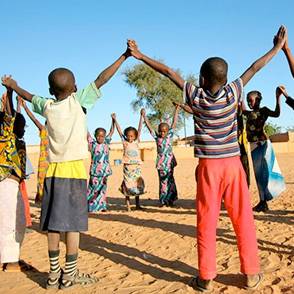 PYMES amigas Niños jugando