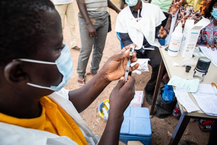 Vacunación en Senegal.